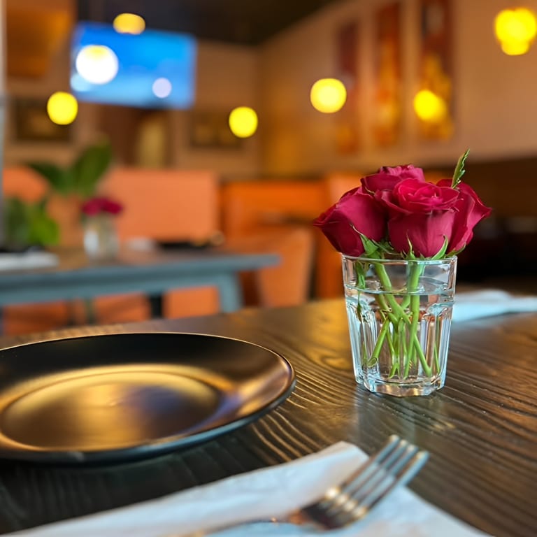 Easy Dine-In with a Neighborhood Feel